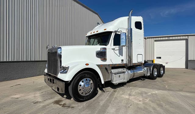 FREIGHTLINER CORONADO: THE ULTIMATE BUYING AND SELLING GUIDE