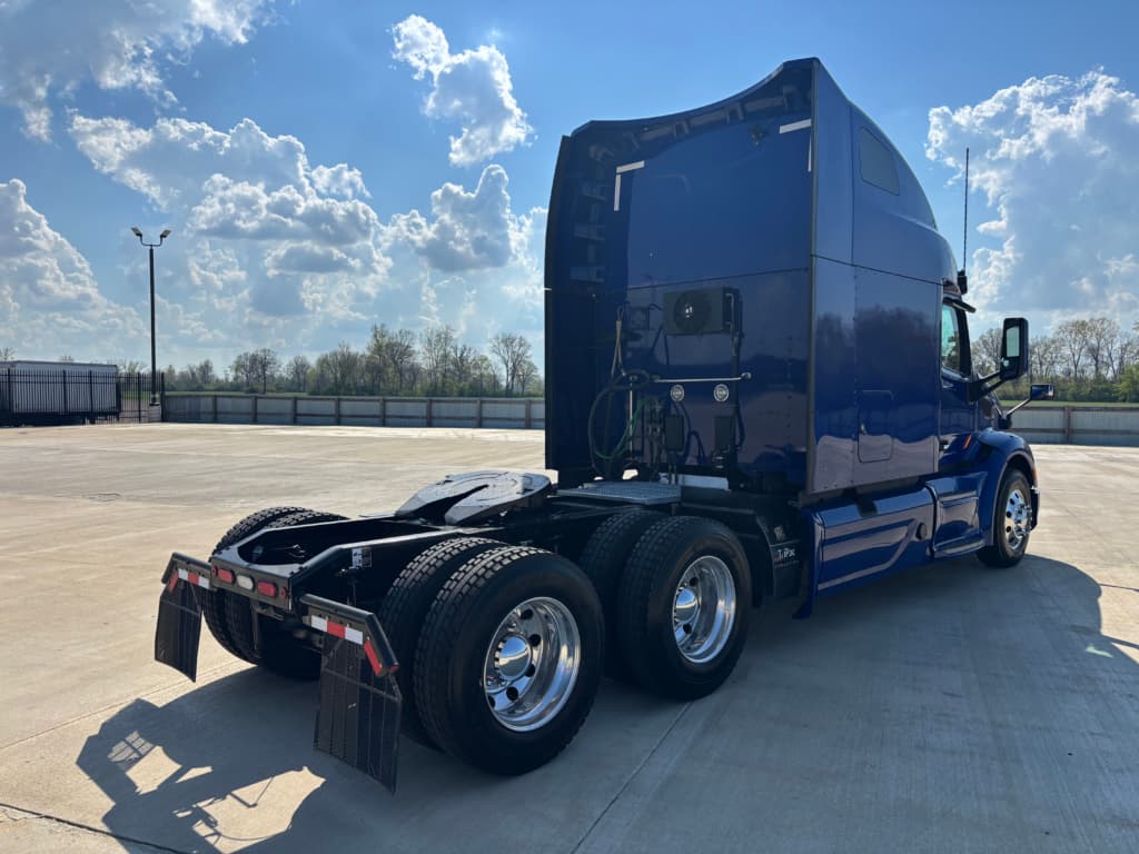 2022 Peterbilt