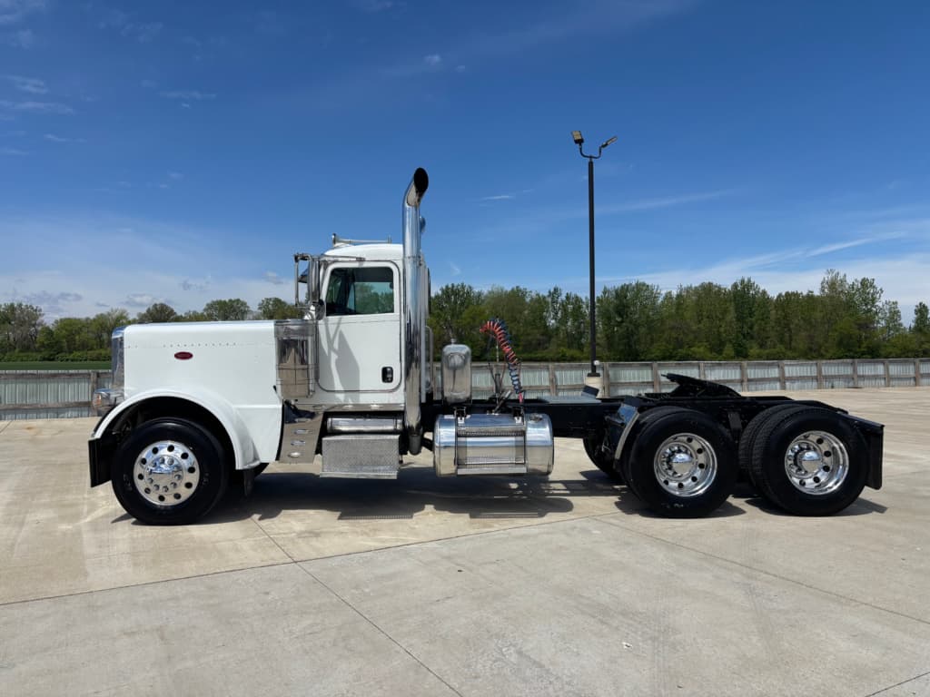 2016 Peterbilt