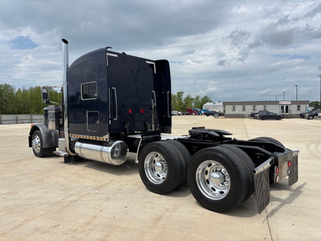 2005 Peterbilt